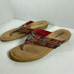 MINNETONKA Aztec print southwestern style suede thong flip flops western beaded